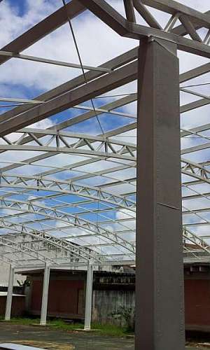 Estrutura em metal Estrutura em metal