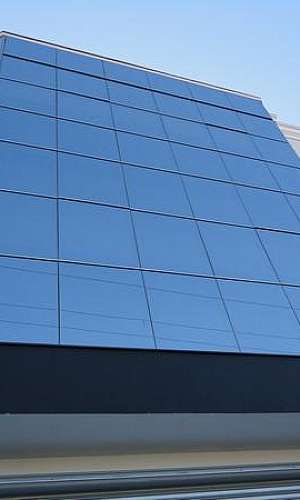 Fachada em pele de vidro Fachada em pele de vidro