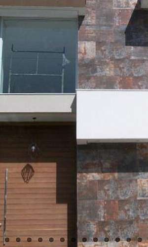 Fachada residencial com pele de vidro Fachada residencial com pele de vidro