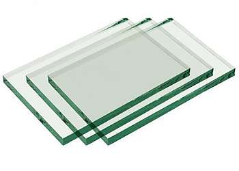 Fechamento de sacada em vidro temperado Fechamento de sacada em vidro temperado