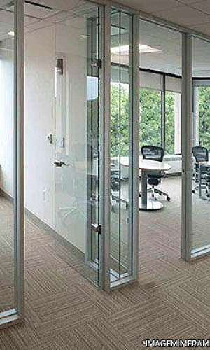 Instalação de esquadrias Instalação de esquadrias