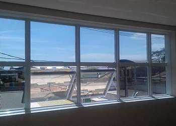 Instalação de pele de vidro Instalação de pele de vidro