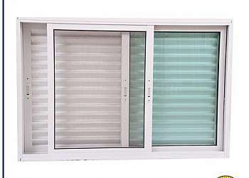 Esquadria de alumínio com persiana integrada Esquadria de alumínio com persiana integrada