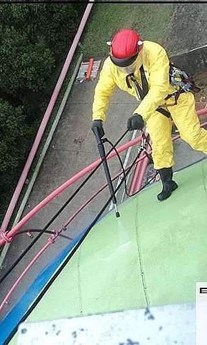 Lavagem de fachada de prédio Lavagem de fachada de prédio