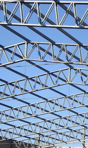 Montagem de estruturas metálicas Montagem de estruturas metálicas