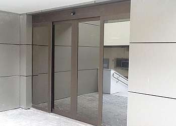 Porta automática com sensor de presença Porta automática com sensor de presença